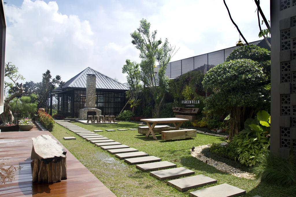 D Green Villa Lembang Chambre photo